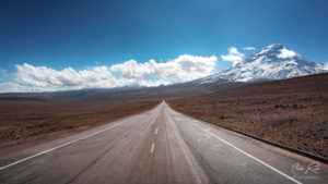 Chimborazo valley Road back to Quito