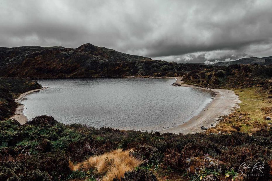 Laguna at Start of El Agua y la Vida